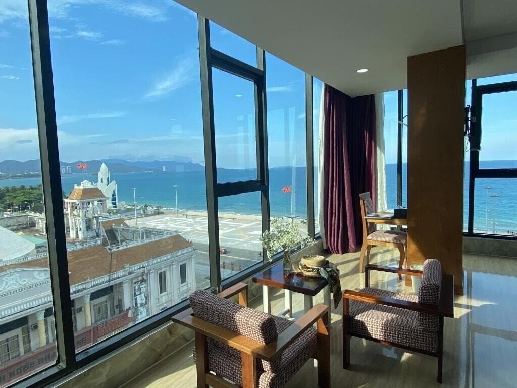 Изображение Happy Light Central Nha Trang 4*