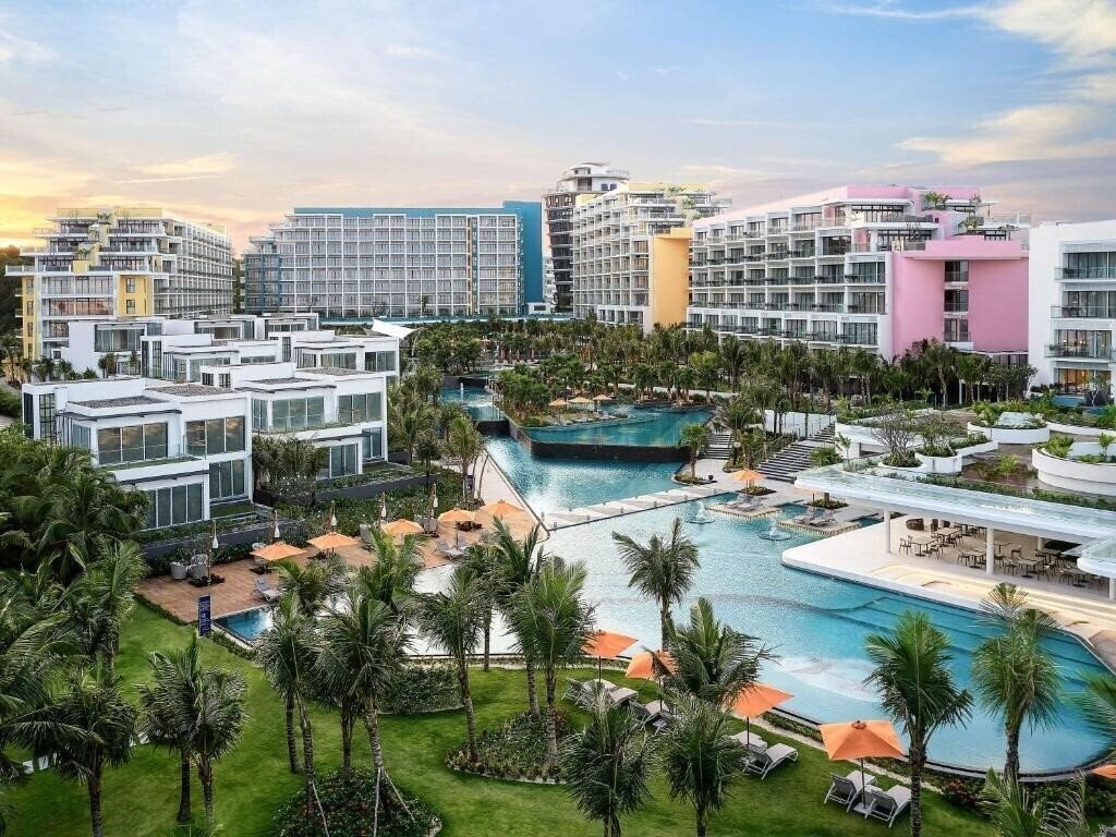 Premier Residences Phu Quoc Emerald Bay 5* суреті
