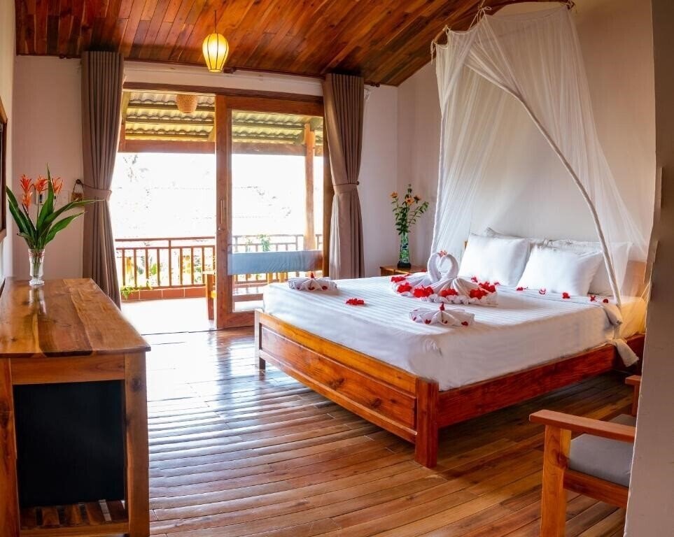 Фото La Casa Resort Phu Quoc 3*