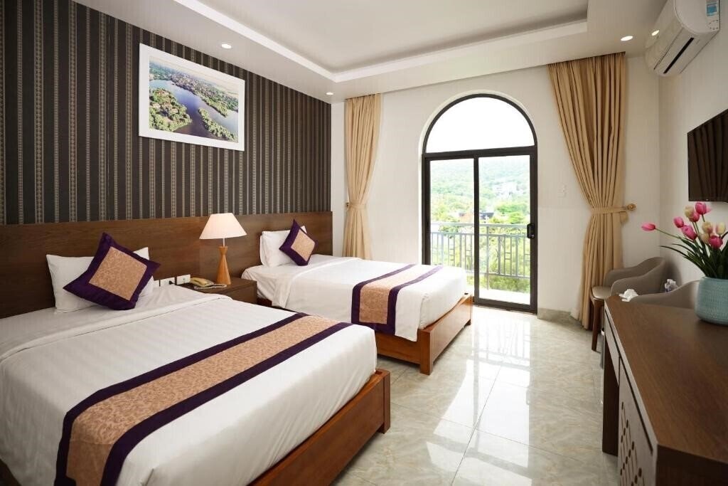Фото Nesta Hotel Phu Quoc 3*