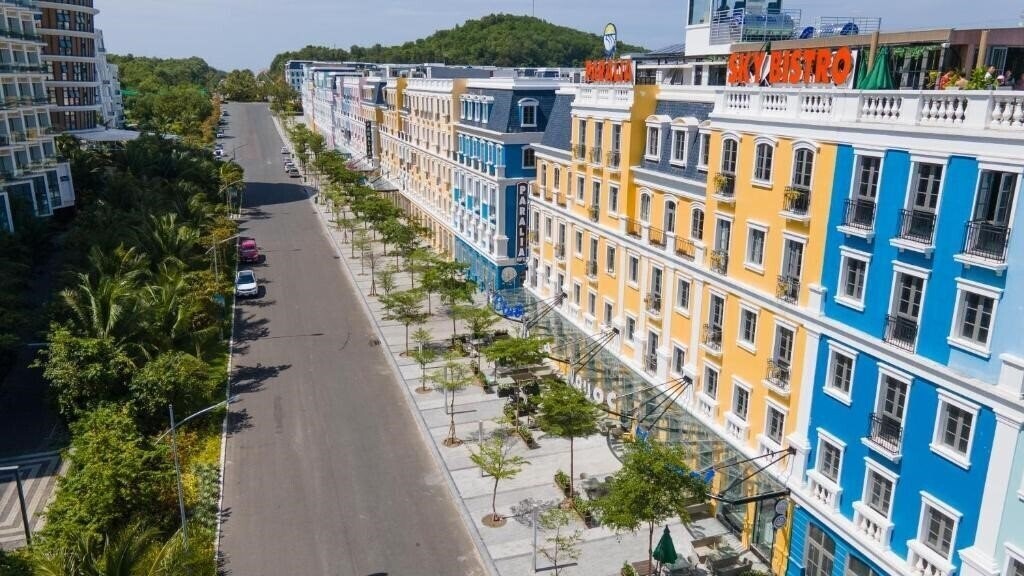 Отель Paralia Hotel Phu Quoc 3*