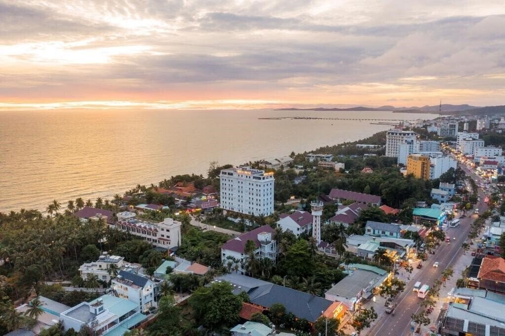 Отель Tahiti Beach Phu Quoc 4*