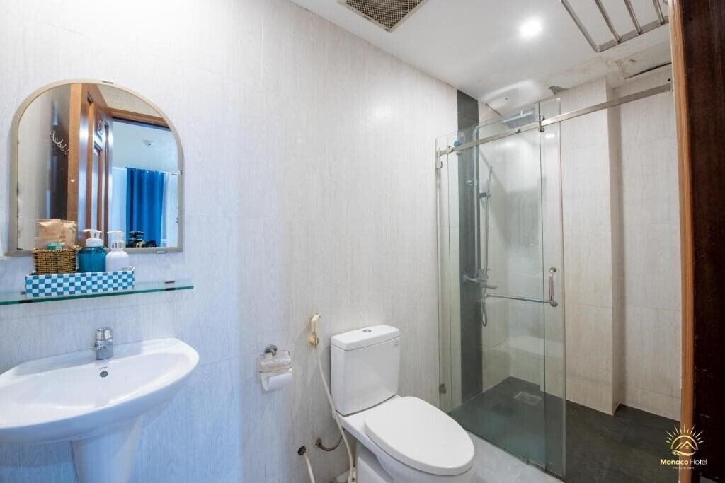 Monaco Hotel Phu Quoc 3* фотосуреті