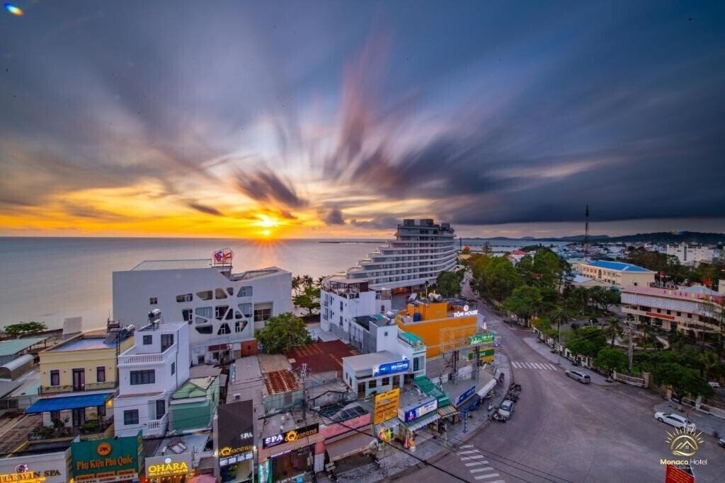 Monaco Hotel Phu Quoc 3* суреті