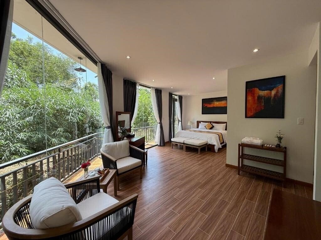 Отель Agarwood Garden Resort 3*