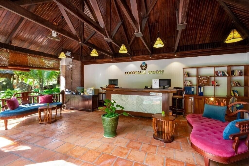Отель Coco Palm Beach Resort & SPA 3*