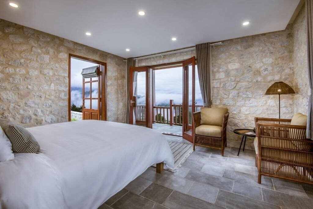 Отель Topas Ecolodge 4*