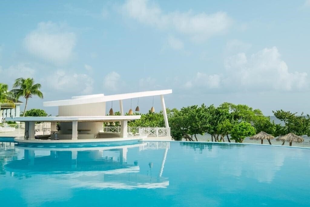 Картинка Iberostar Rose Hall Beach 5*