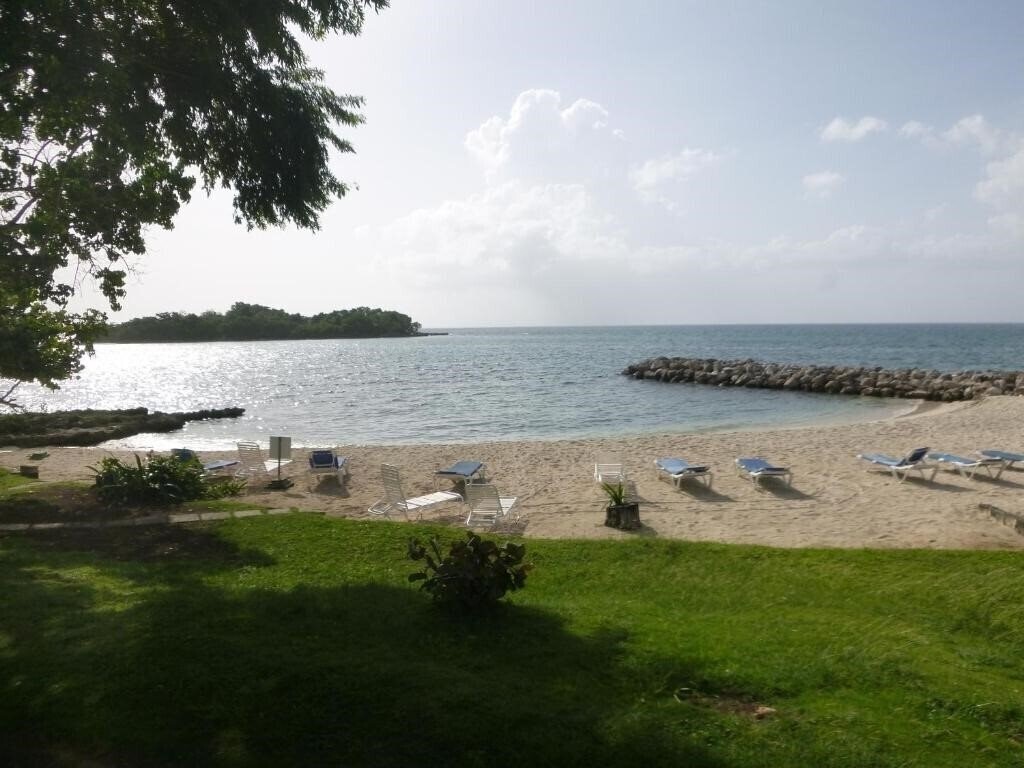 Point 3* қонақ үйі