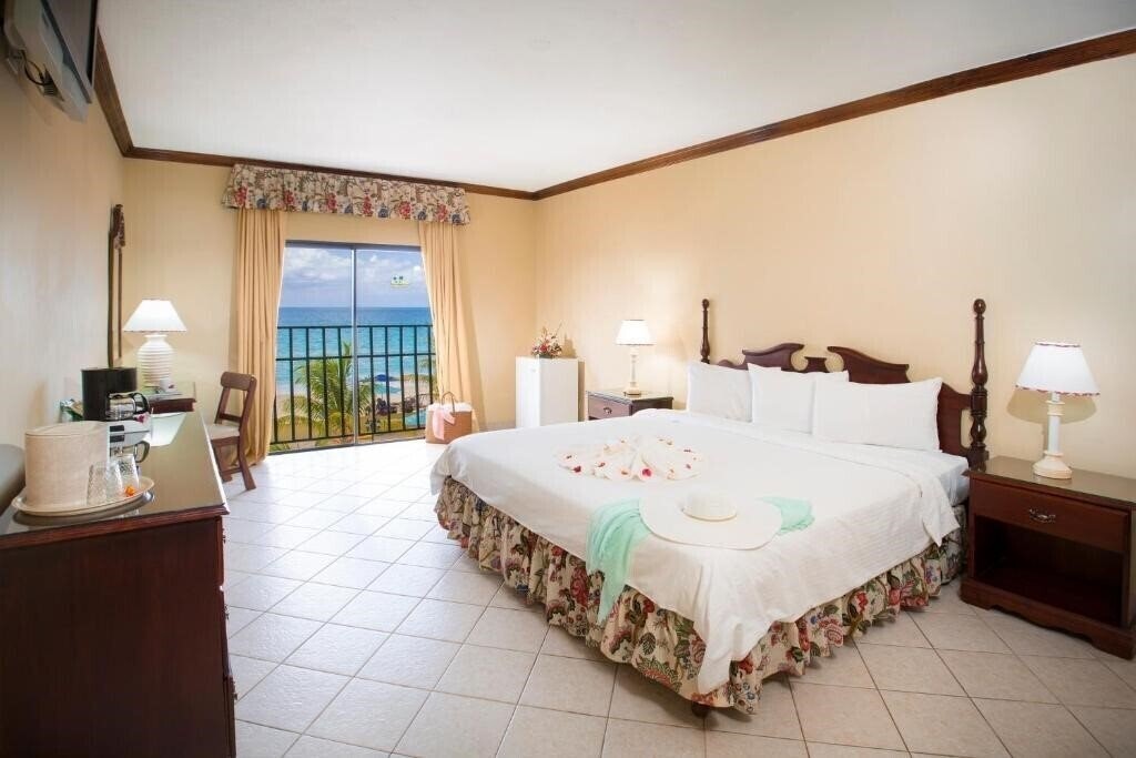 Rooms On The Beach Negril (ex. SuperClubs Rooms on the Beach Negril) 3* суреті