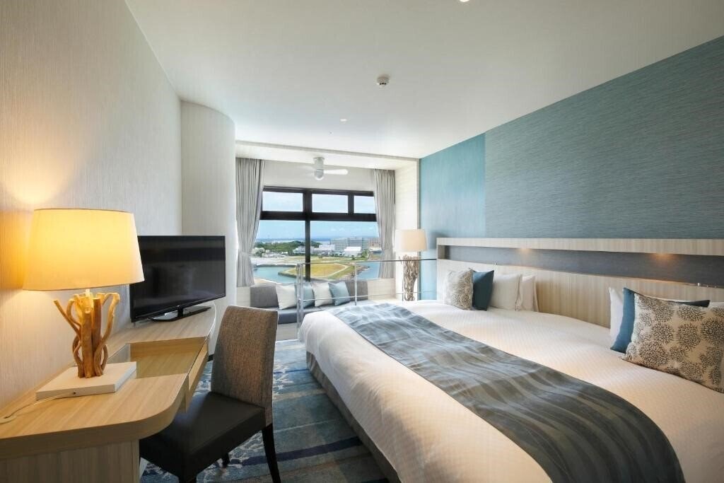 Loisir Hotel Naha 3* суреті