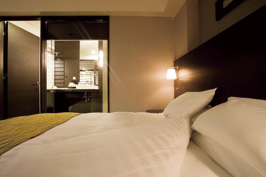 Картинка Akasaka Excel Tokyu 3*