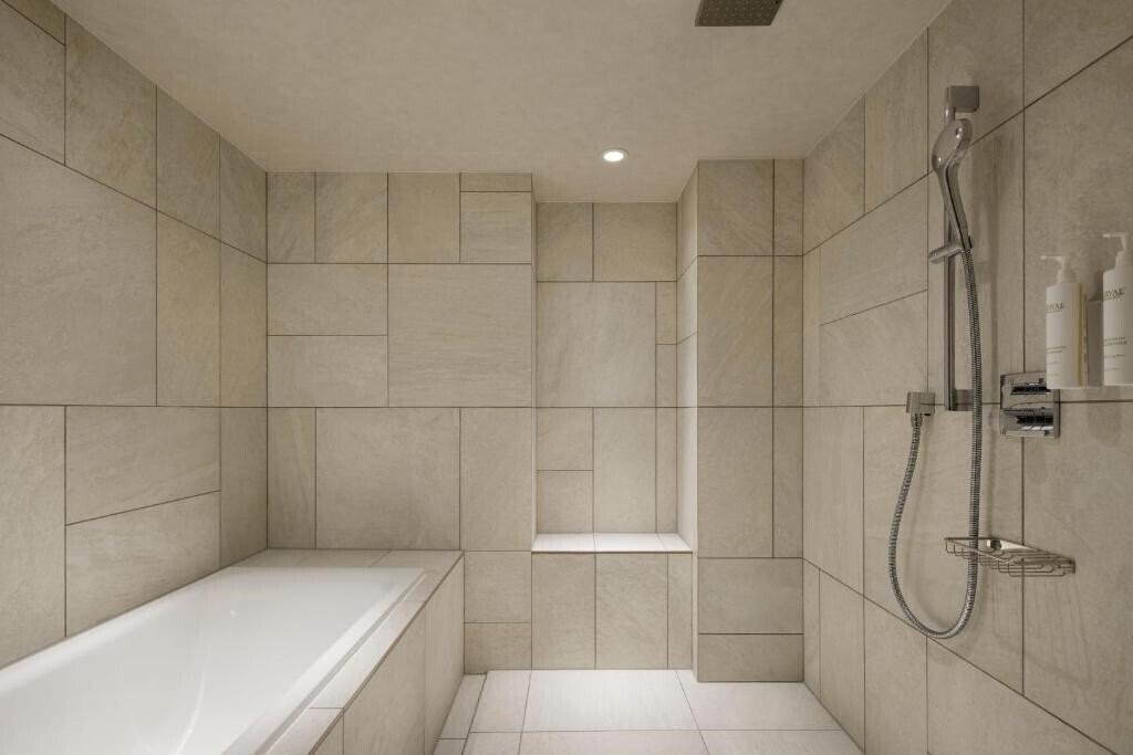 Картинка Courtyard by Marriott Tokyo Ginza 4*