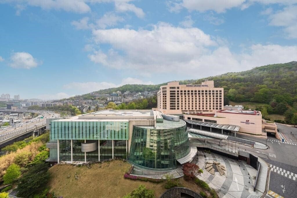 Grand Hilton Hotel Seoul 5* қонақ үйі